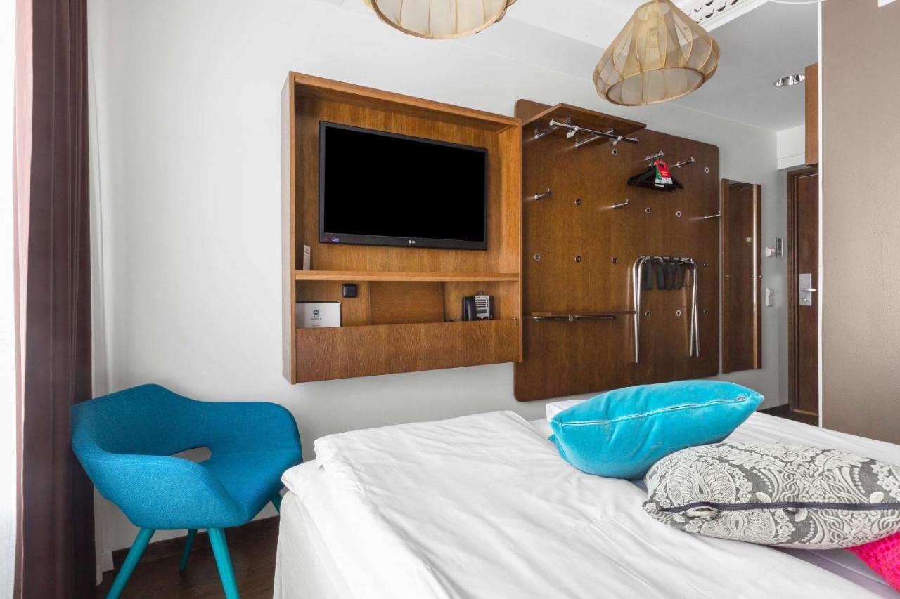 Hotel Western